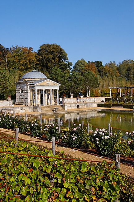 Chateau du Champ de Bataille-083